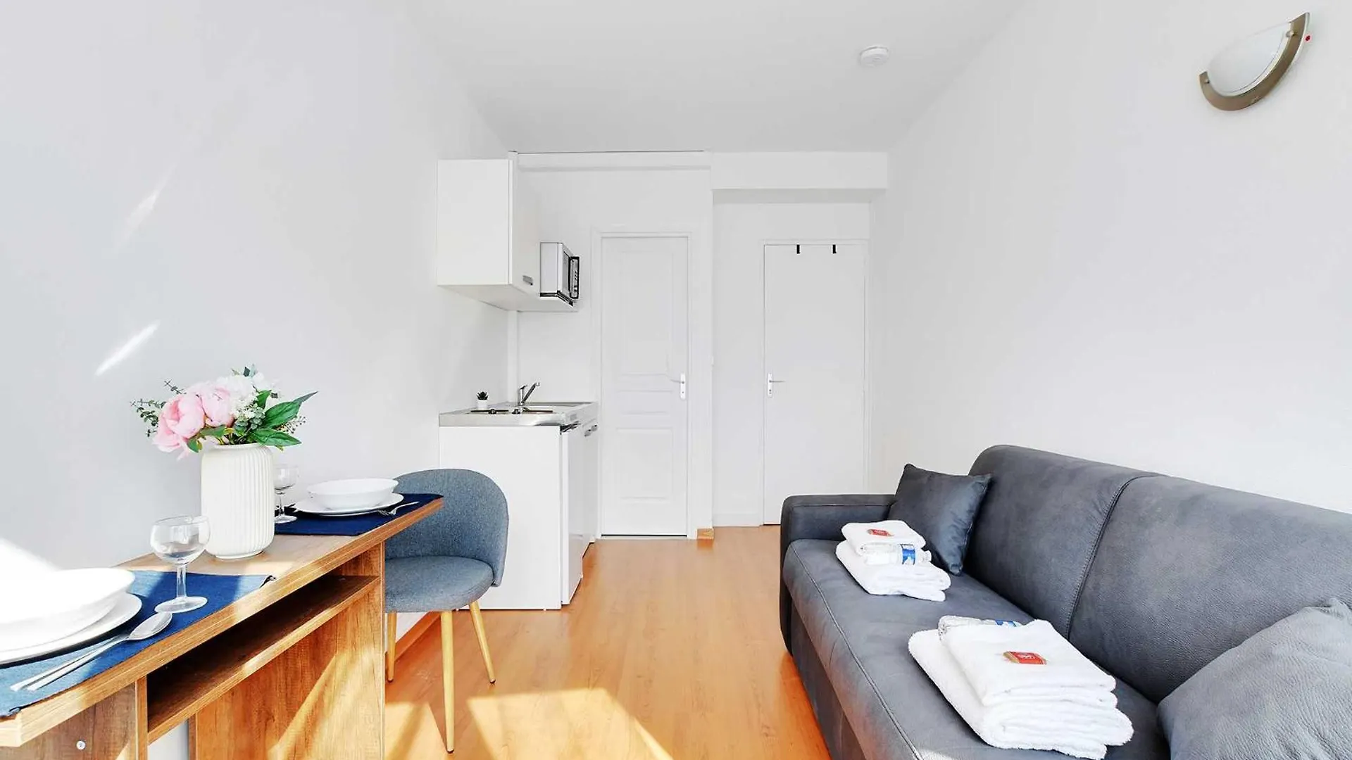 Cosy Studio 2p Parc Georges Brassens -3 *
